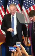 Tim Kaine, Democrats, Demoratic Party, Hilary Clinton, Virginia, Governor, handsign, masonic, freemasons, freemason, freemasonry